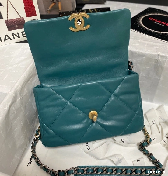 First Bag Ru BAG FLAP CHANEL 19 0728